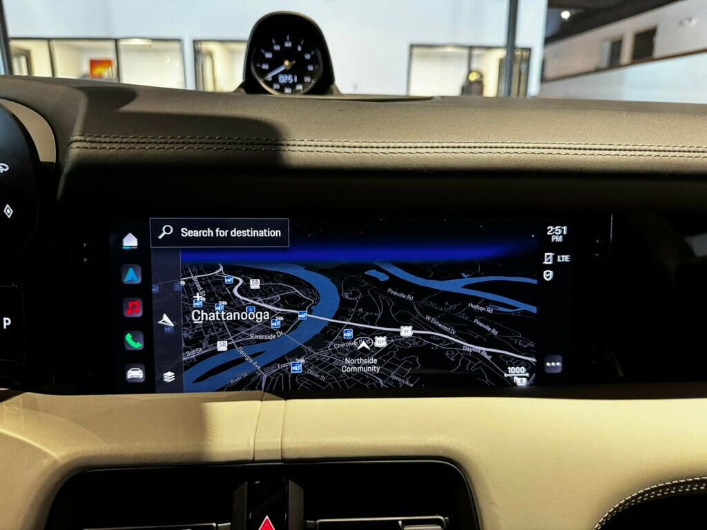 Used 2020 Porsche Taycan 4S image 15