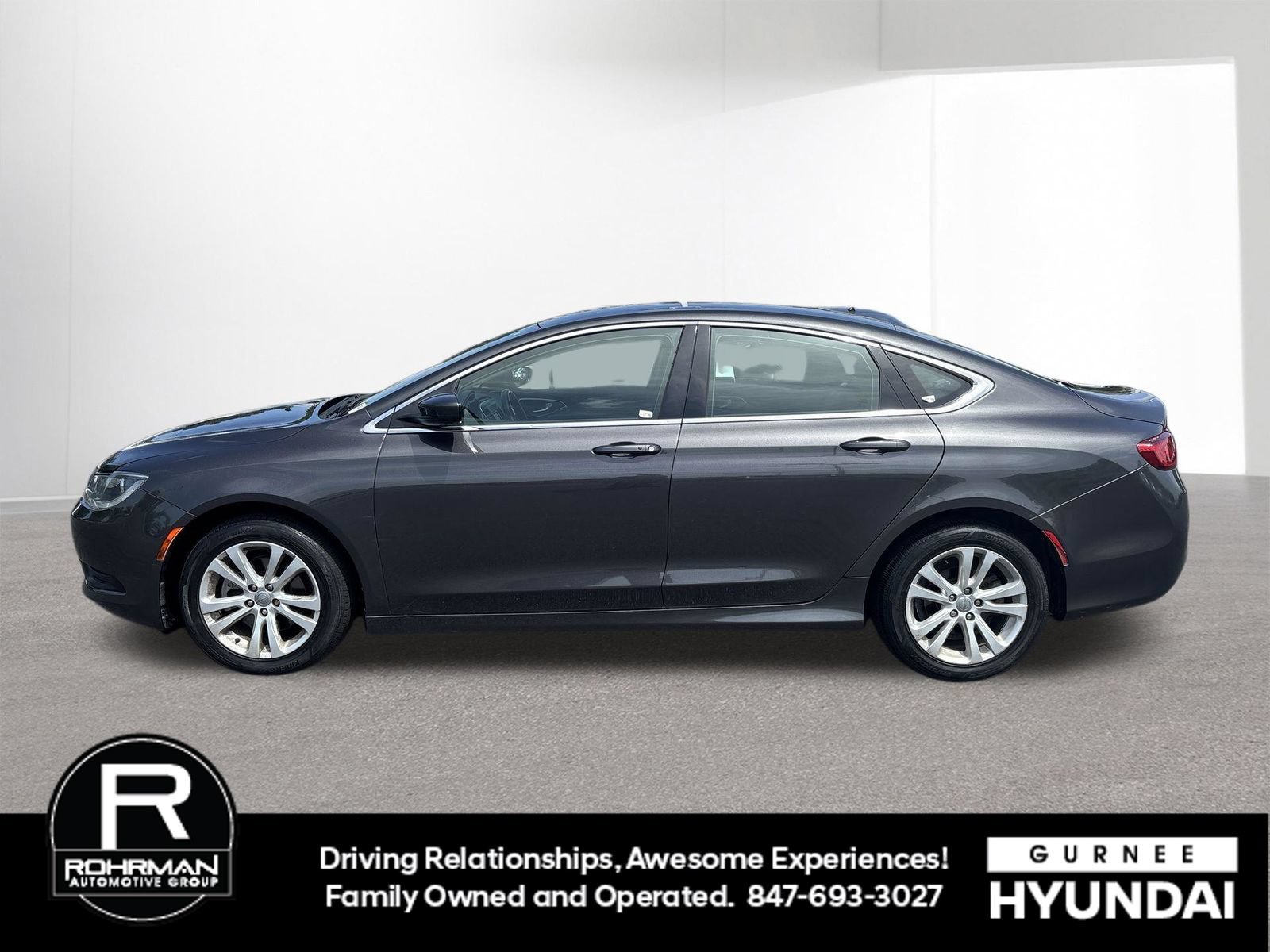 Used 2017 Chrysler 200 LX FWD image 5