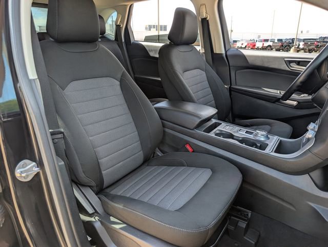 Used 2022 Ford Edge SE w/ Black Appearance Package AWD/4WD image 25