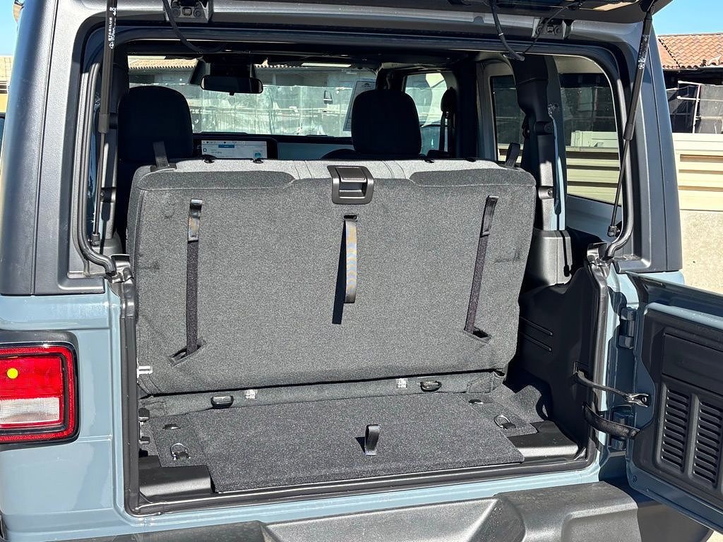 New 2026 Jeep Wrangler Sport AWD/4WD image 18