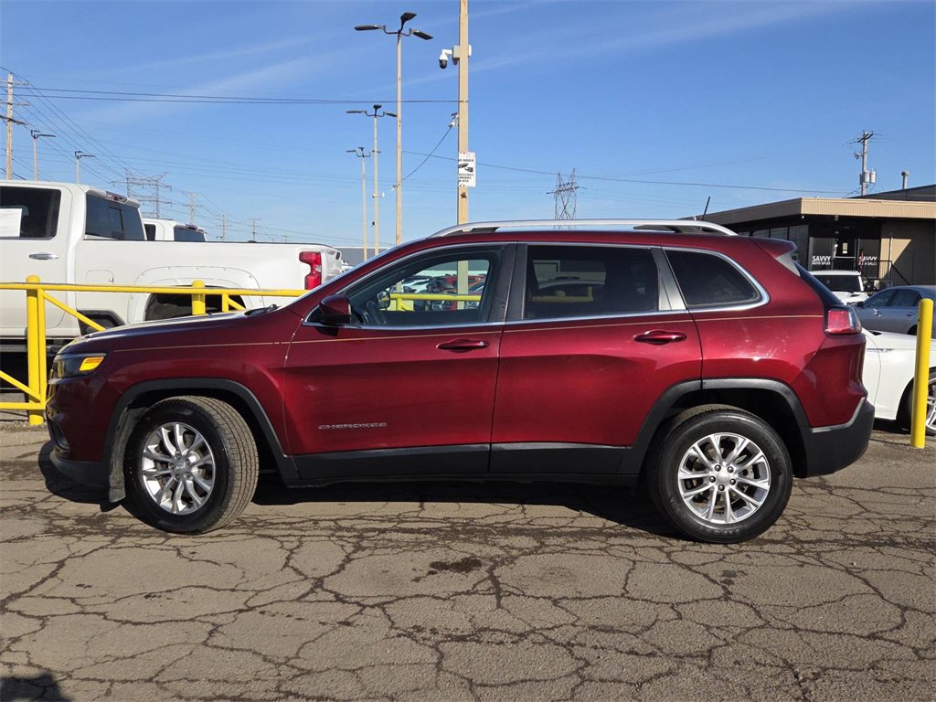 Used 2019 Jeep Cherokee Latitude w/ Popular Appearance Group image 10