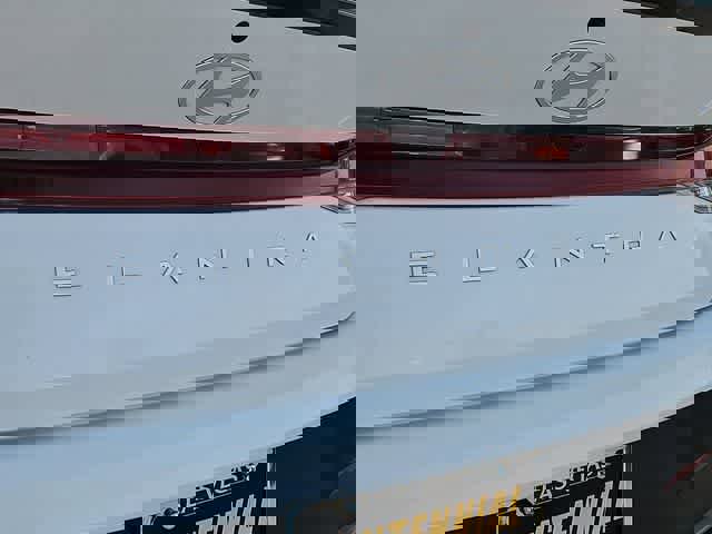 Certified 2025 Hyundai Elantra Sport w/ Cargo Package image 12