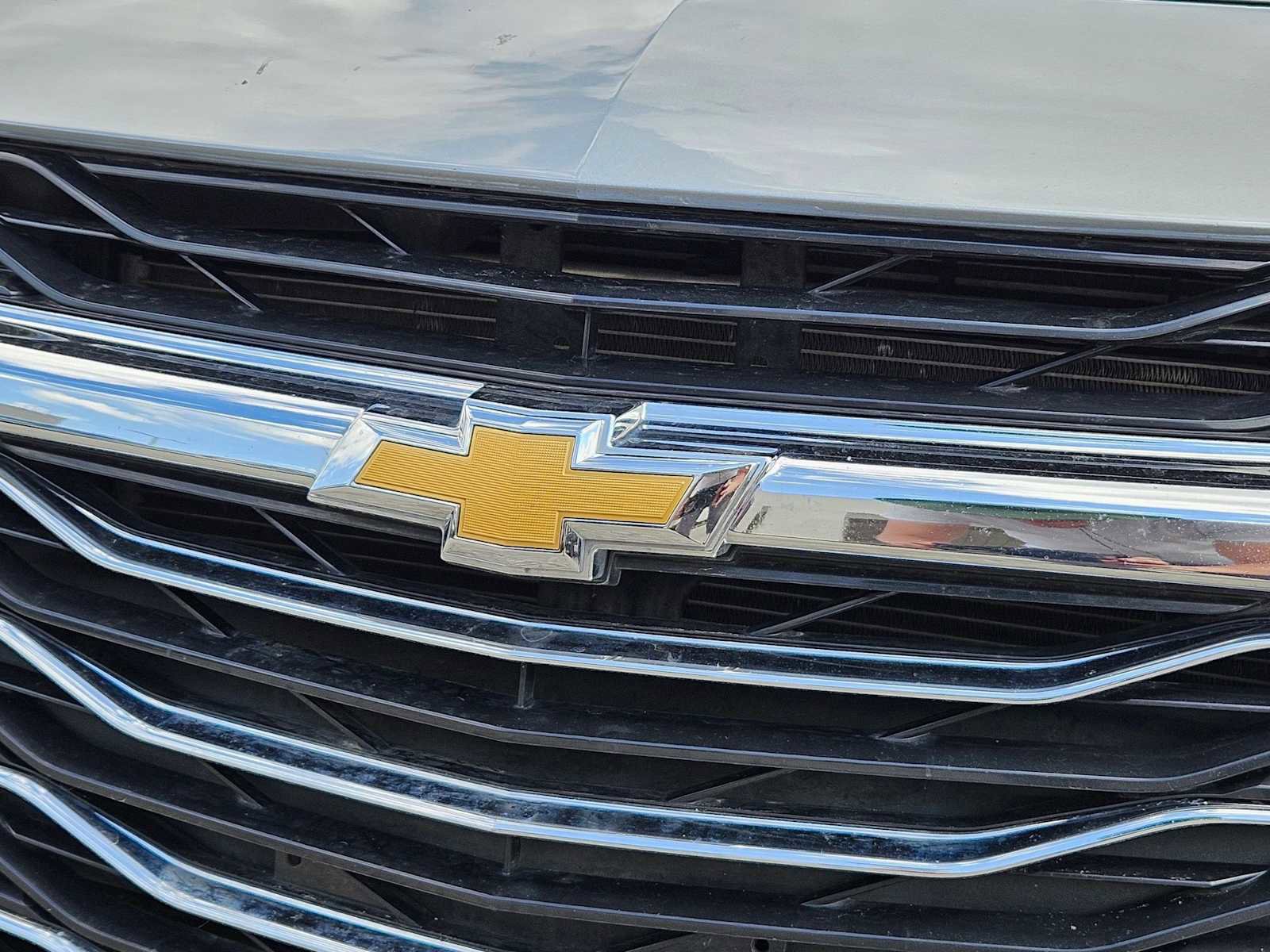 Used 2025 Chevrolet Malibu LT image 12