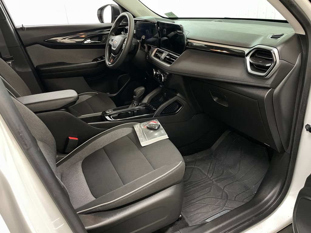 Certified 2024 Chevrolet TrailBlazer LS w/ LS Convenience Package FWD image 36