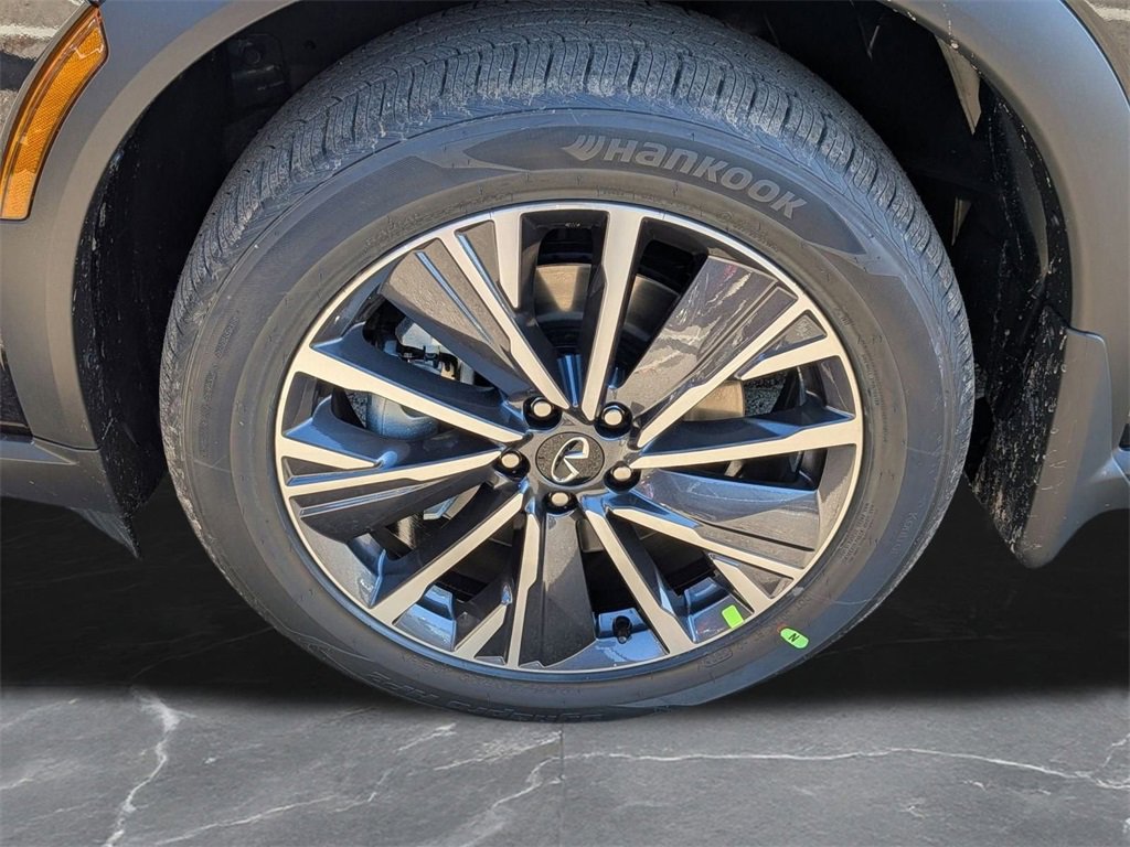 New 2026 INFINITI QX60 Luxe w/ Family Package image 33