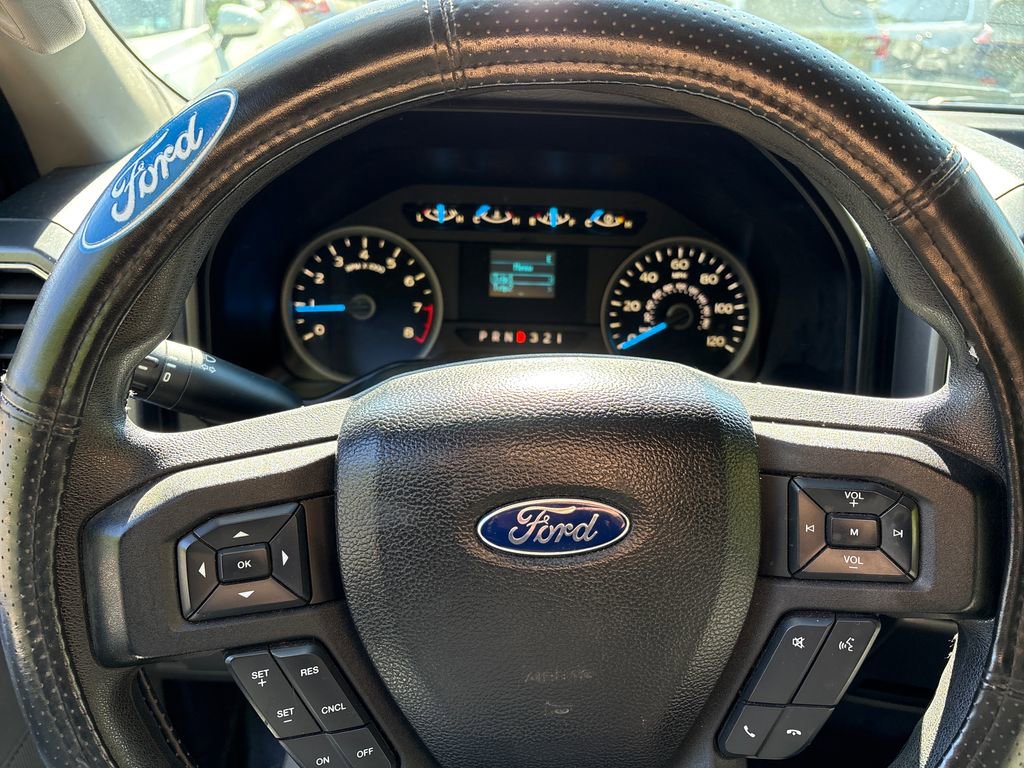 Used 2016 Ford F150 XLT AWD/4WD image 21