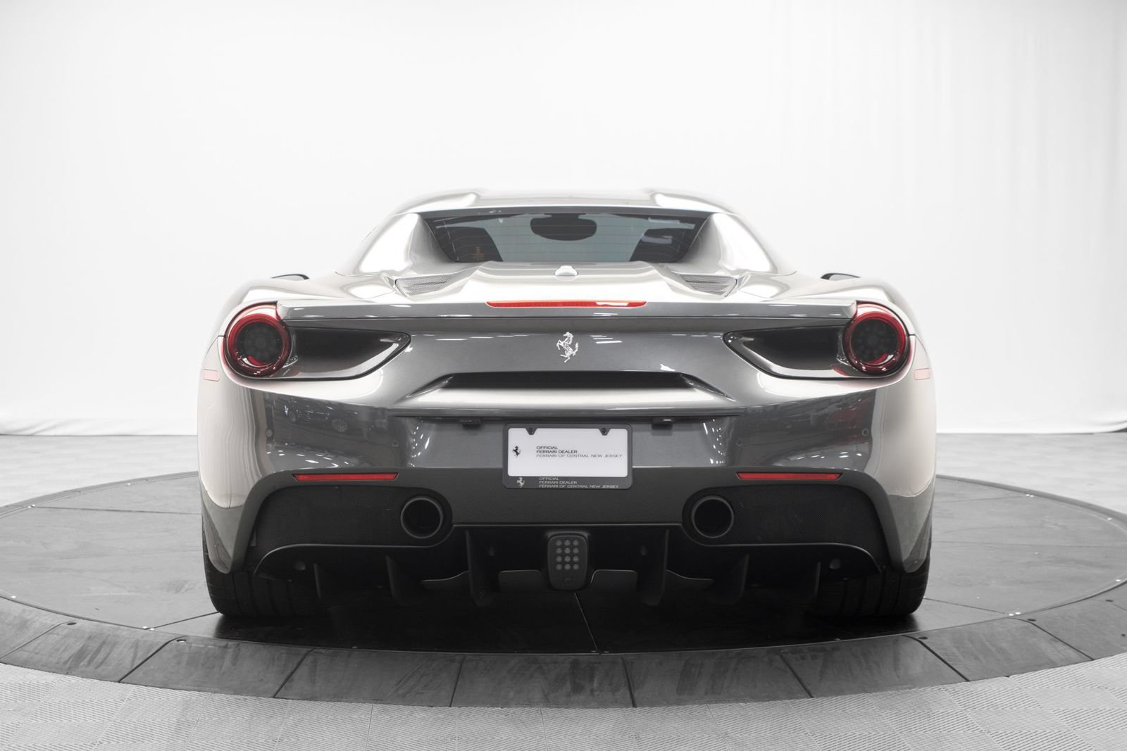 Used 2017 Ferrari 488 Spider RWD image 14