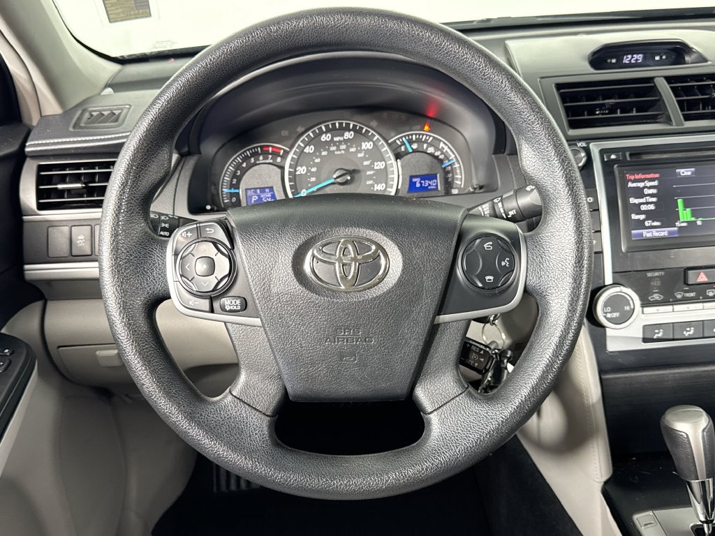 Used 2014 Toyota Camry LE FWD image 20