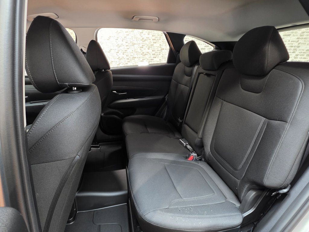New 2026 Hyundai Tucson SE image 17