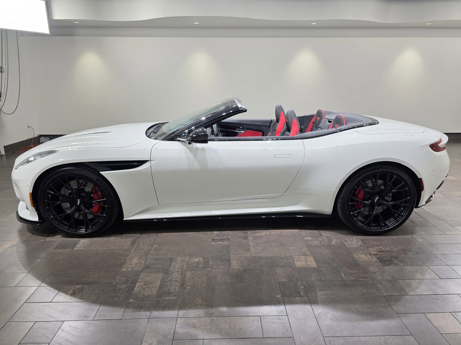 New 2025 Aston Martin DB12 Convertible image 24