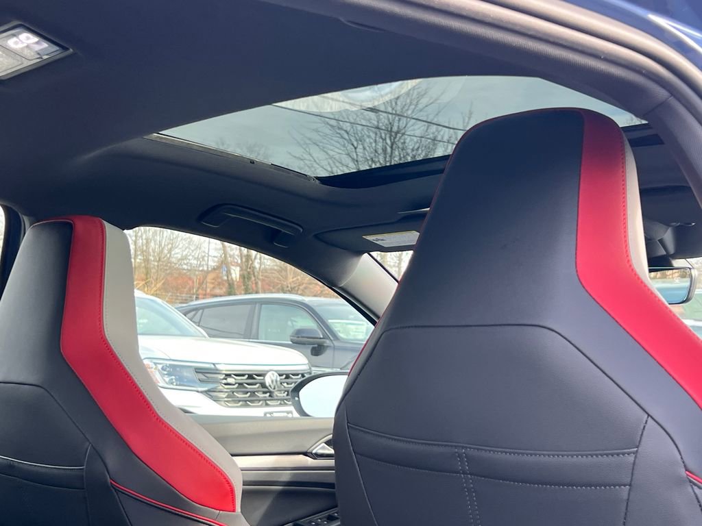 New 2026 Volkswagen GTI SE FWD image 13
