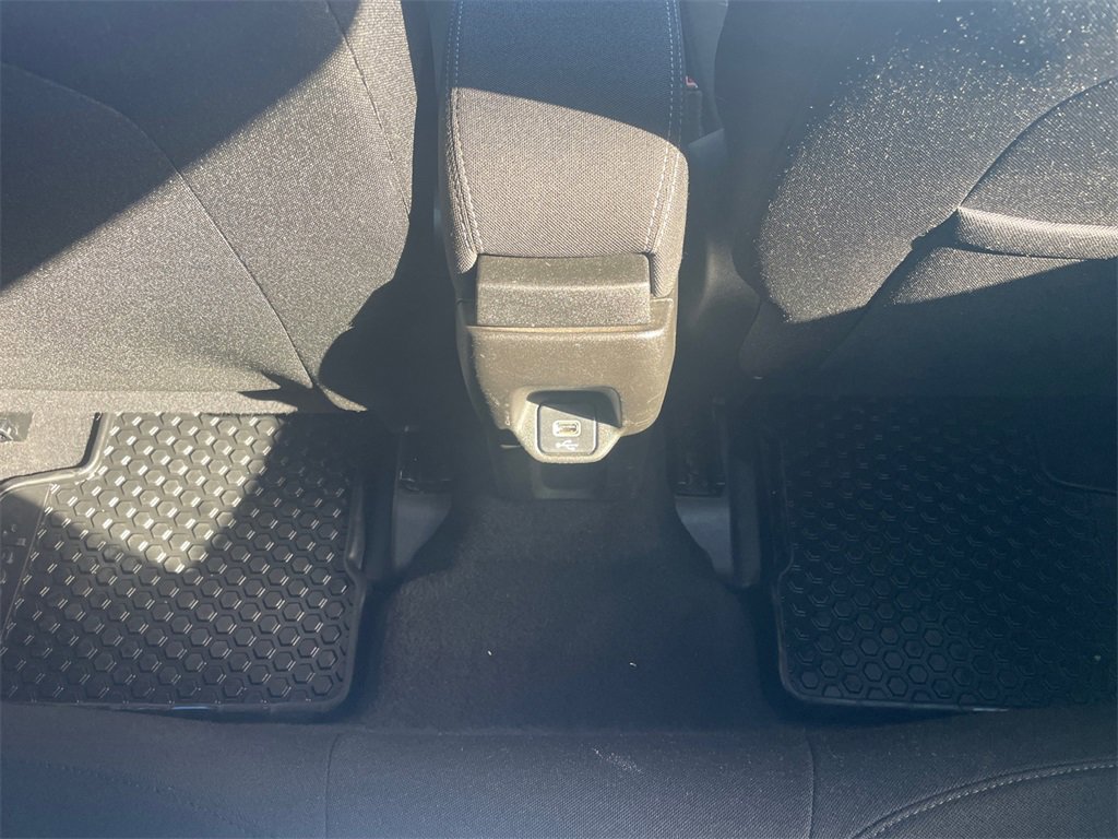 Used 2021 Jeep Renegade Latitude image 35