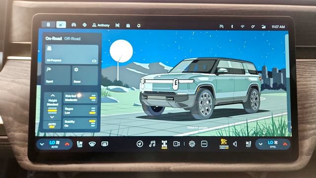 Used 2026 Rivian R1S Adventure AWD/4WD image 65