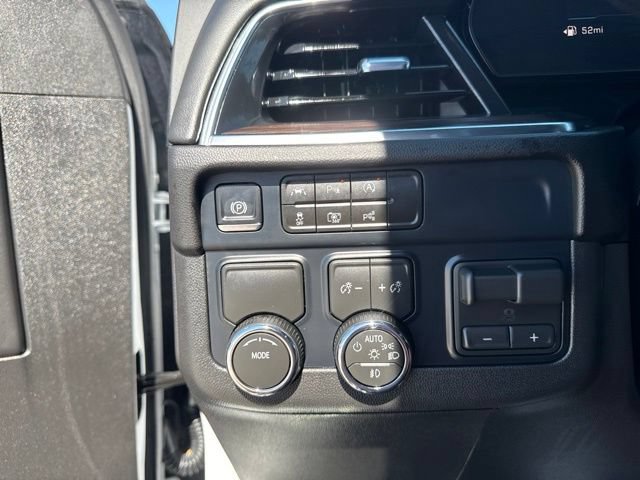 Used 2026 Chevrolet Tahoe LT w/ Comfort Package RWD image 18