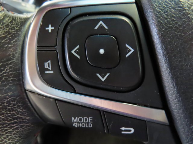 Used 2017 Toyota Camry SE image 20