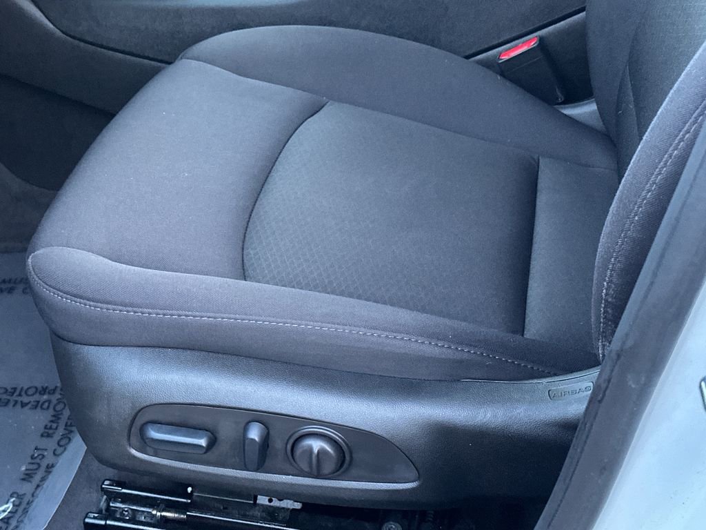 Used 2024 Chevrolet Malibu LT image 18