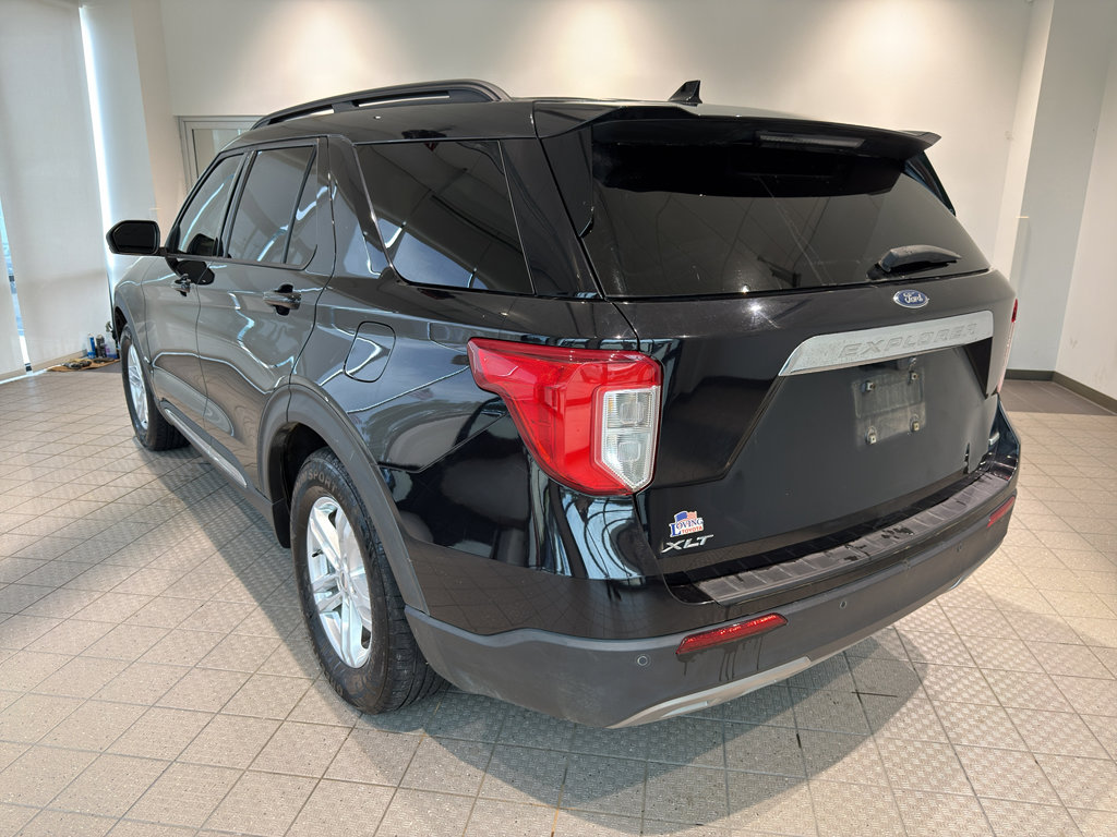 Used 2020 Ford Explorer XLT w/ Equipment Group 202A RWD image 3