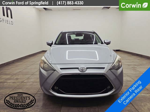 Used 2019 Toyota Yaris LE FWD image 7
