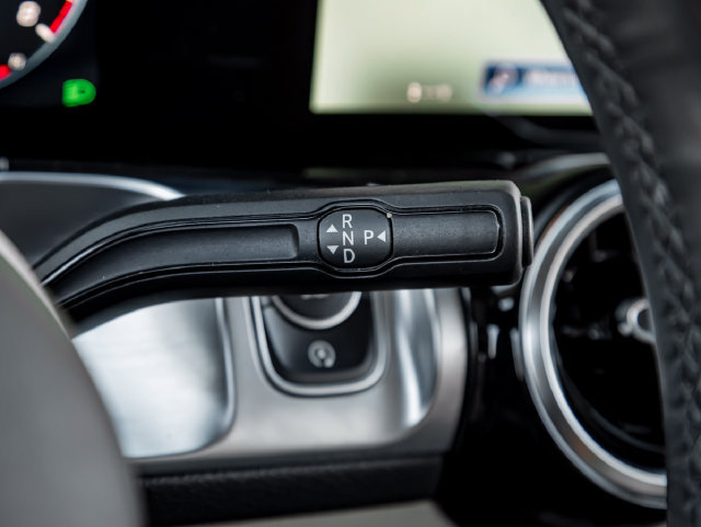 Used 2021 Mercedes-Benz GLB 250 4MATIC image 24