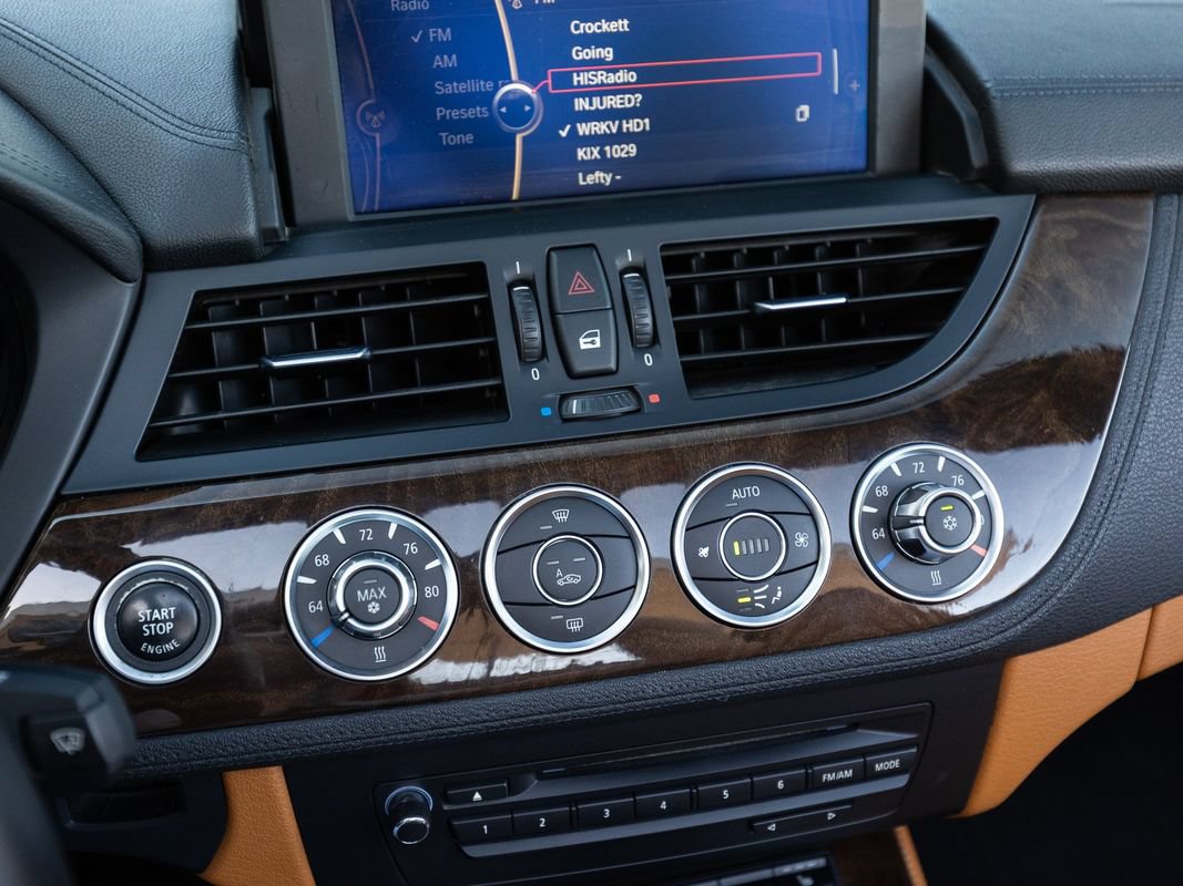 Used 2011 BMW Z4 sDrive35is RWD image 34