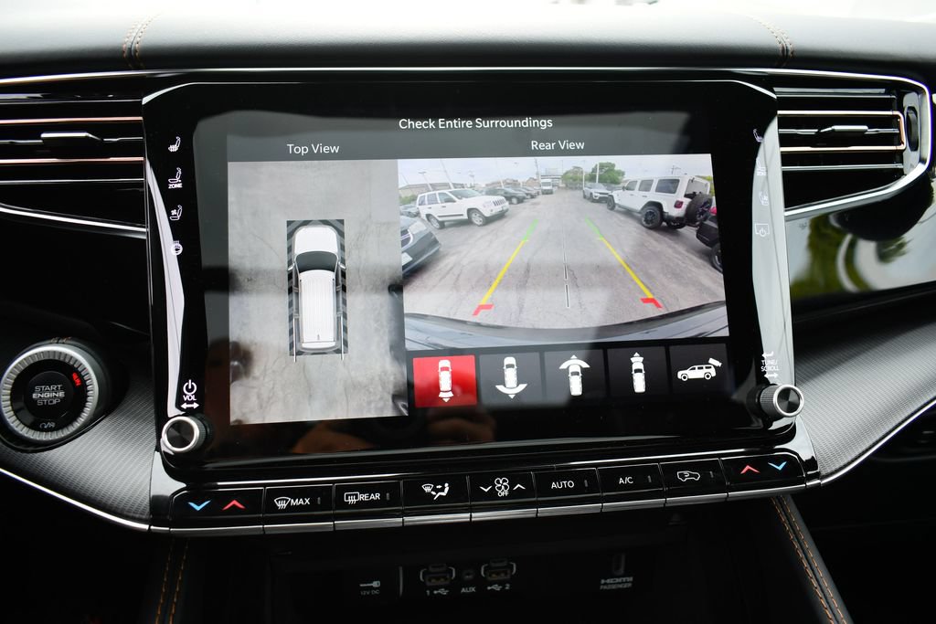 New 2026 Jeep Grand Wagoneer Summit AWD/4WD image 22