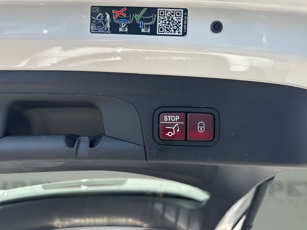 Used 2024 Mercedes-Benz GLE 350 4MATIC image 30