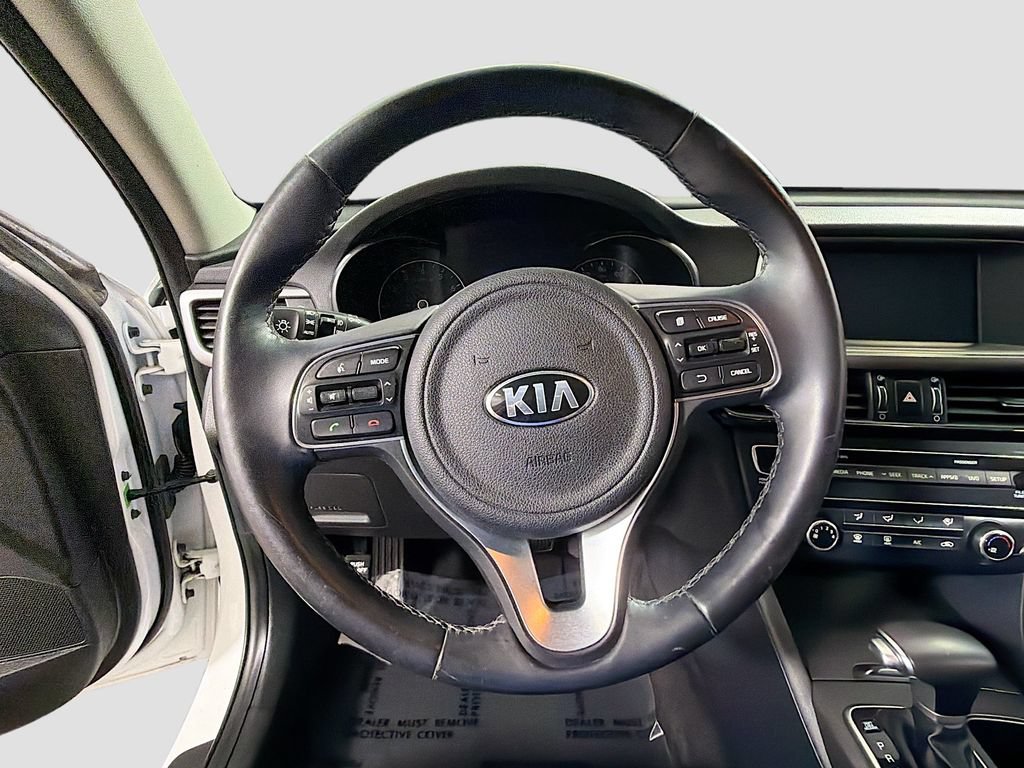 Used 2018 Kia Optima S FWD image 13
