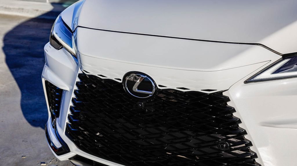 Used 2024 Lexus RX 500h F Sport w/ Convenience Package AWD/4WD image 6