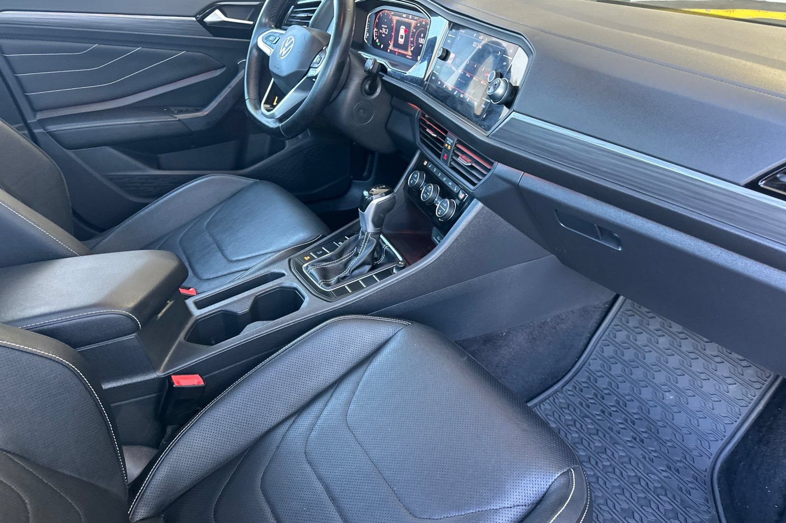 Used 2022 Volkswagen Jetta SEL FWD image 15