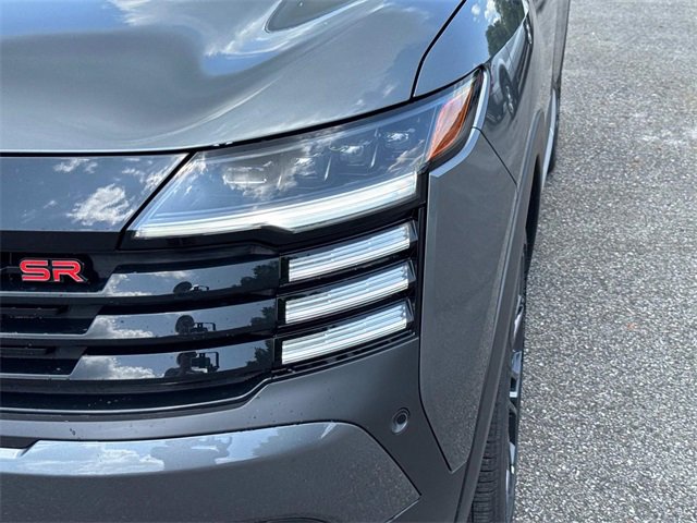 New 2025 Nissan Kicks SR image 10