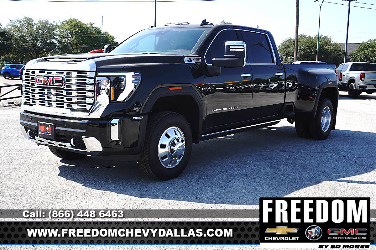 New 2026 GMC Sierra 3500 Denali w/ Denali Reserve Package AWD/4WD image 3