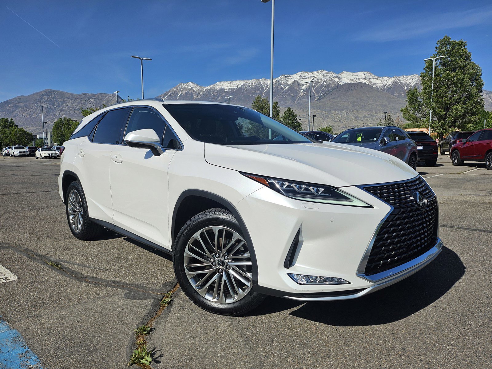 Used 2021 Lexus RX 350L Luxury w/ Cold Weather Package (CT) AWD/4WD image 3