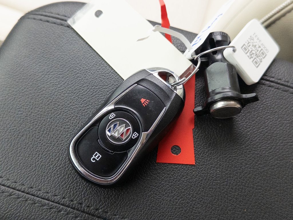Used 2021 Buick Encore GX Preferred image 28