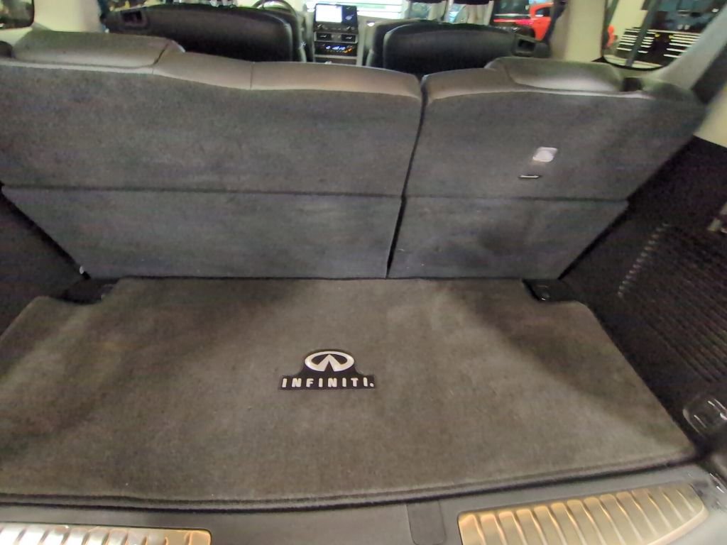 Used 2024 INFINITI QX80 Luxe w/ Cargo Package image 32