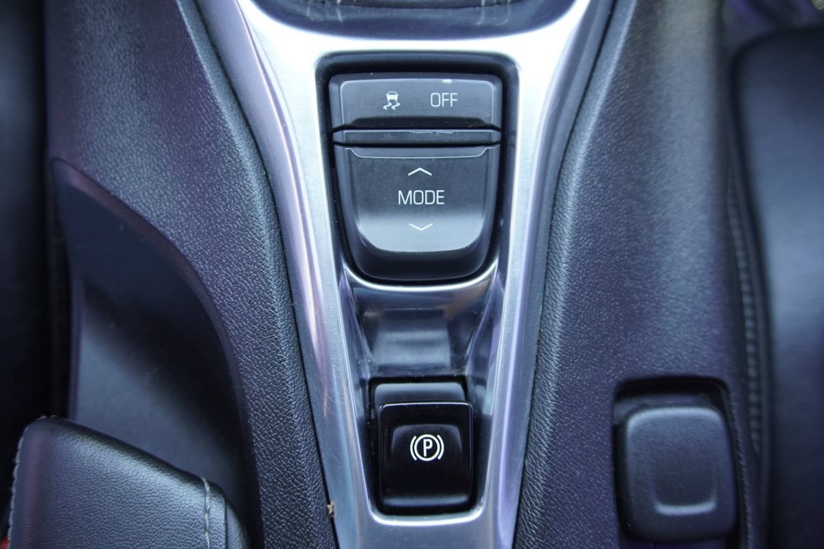 Used 2016 Chevrolet Camaro SS RWD image 24