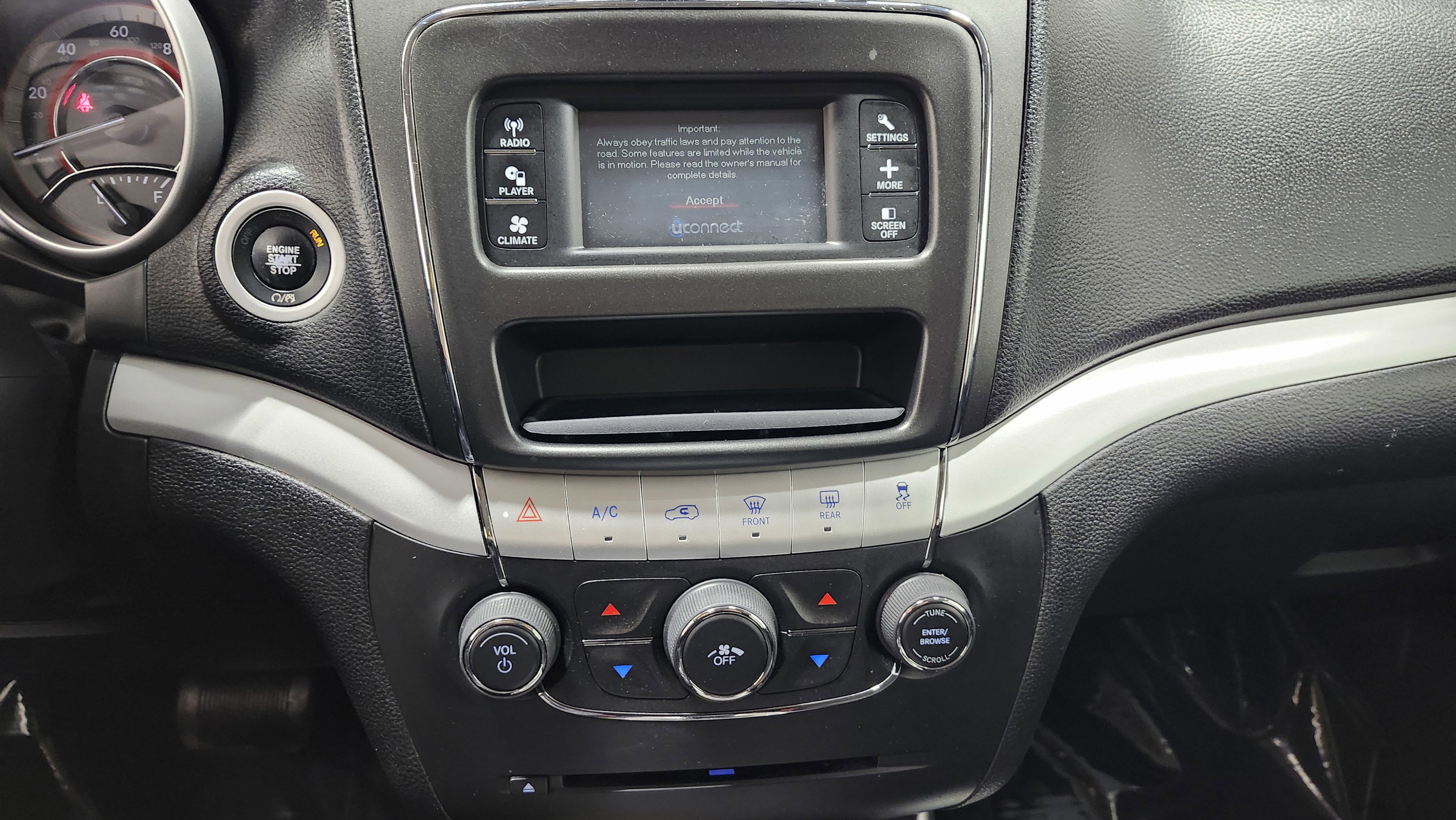 Used 2019 Dodge Journey SE w/ Connectivity Group image 21