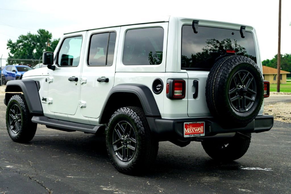 New 2026 Jeep Wrangler Unlimited Sport AWD/4WD image 9