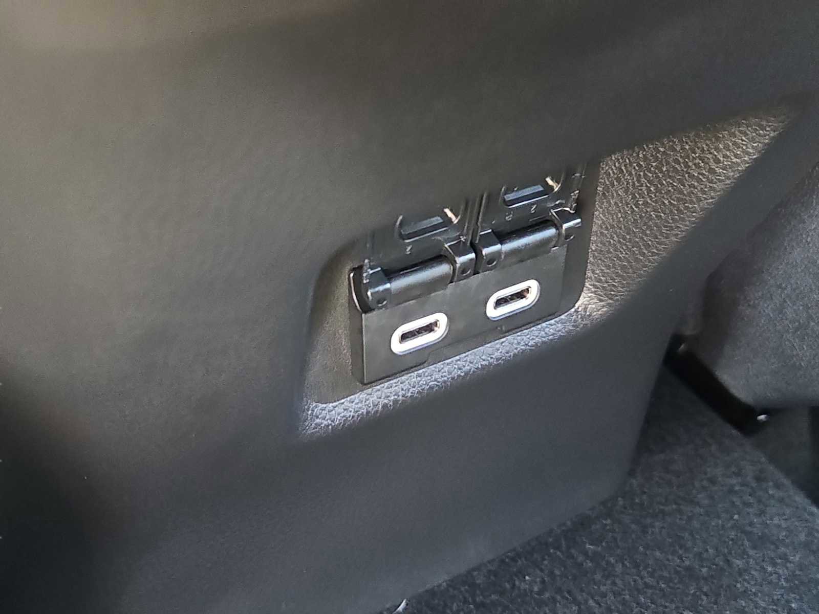 Used 2025 Toyota RAV4 XSE w/ Advanced Technology Package image 22