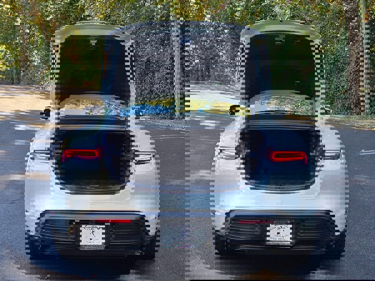 Used 2023 Porsche Taycan image 69