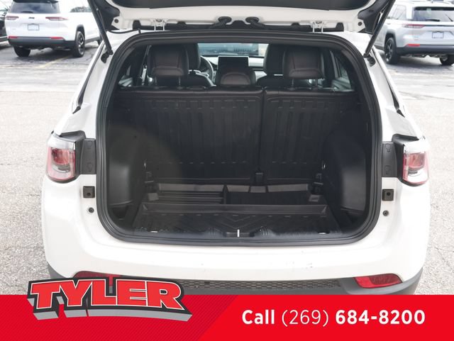 Certified 2023 Jeep Compass Latitude AWD/4WD image 18