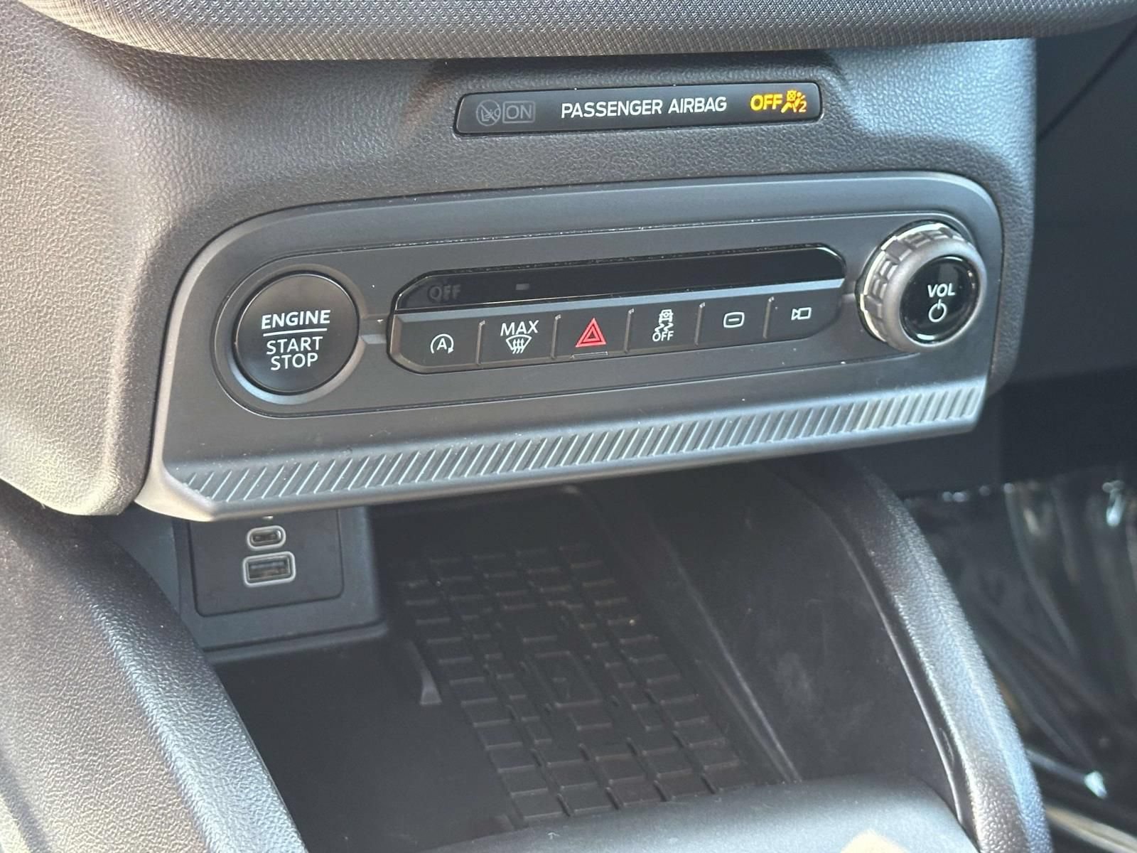 Used 2025 Ford Bronco Sport Big Bend w/ Convenience Package AWD/4WD image 12
