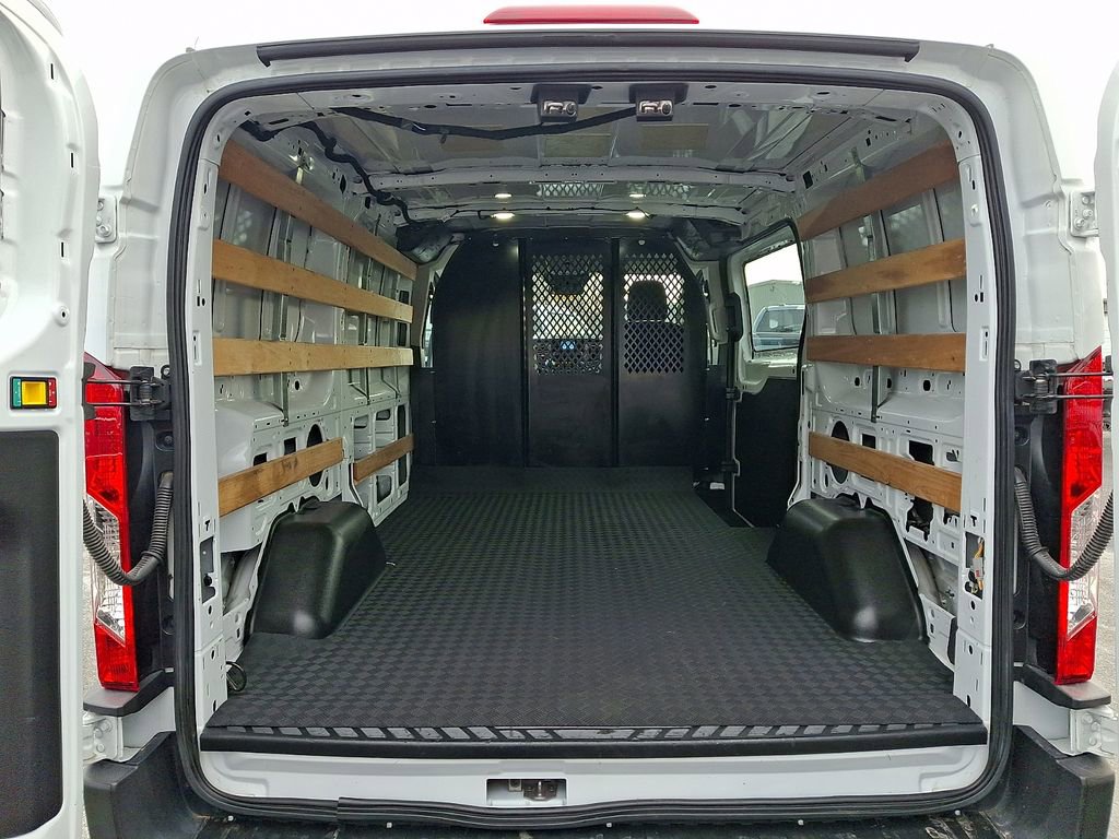 Used 2023 Ford Transit 250 Low Roof AWD w/ Exterior Upgrade Package image 26
