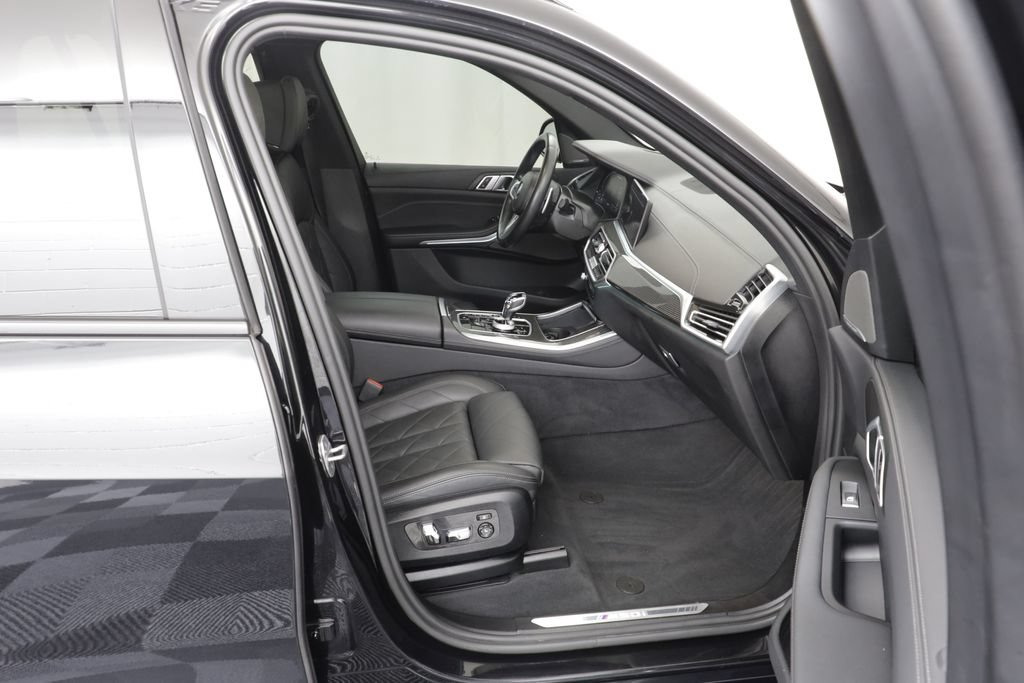 Used 2023 BMW X5 M50i w/ Executive Package AWD/4WD image 21