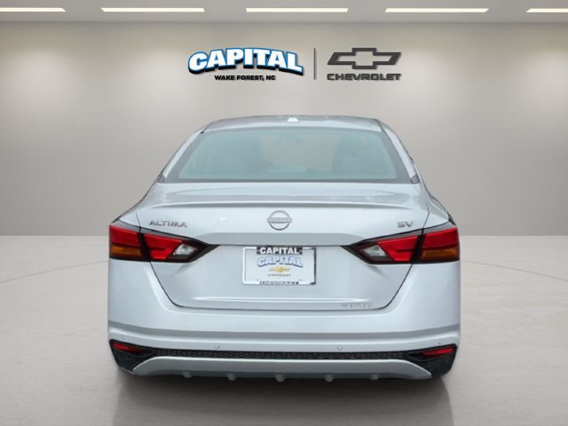 Used 2024 Nissan Altima 2.5 SV FWD image 4
