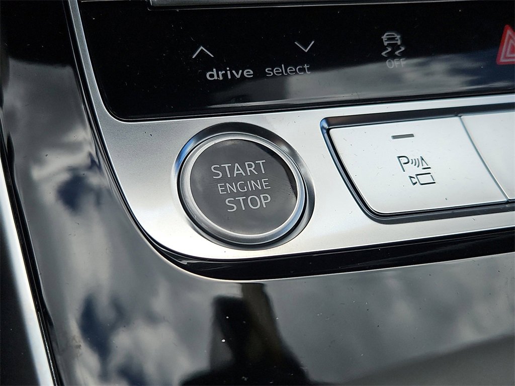 New 2025 Audi Q7 3.0T Premium Plus image 17