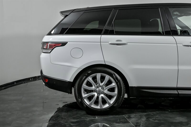 Used 2016 Land Rover Range Rover Sport HSE AWD/4WD image 11