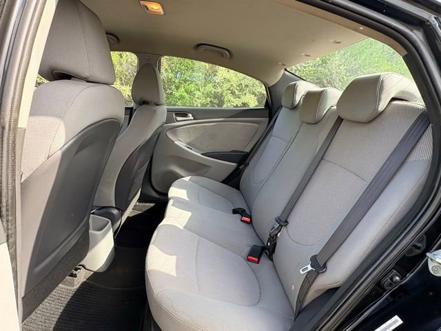 Used 2014 Hyundai Accent GLS FWD image 10