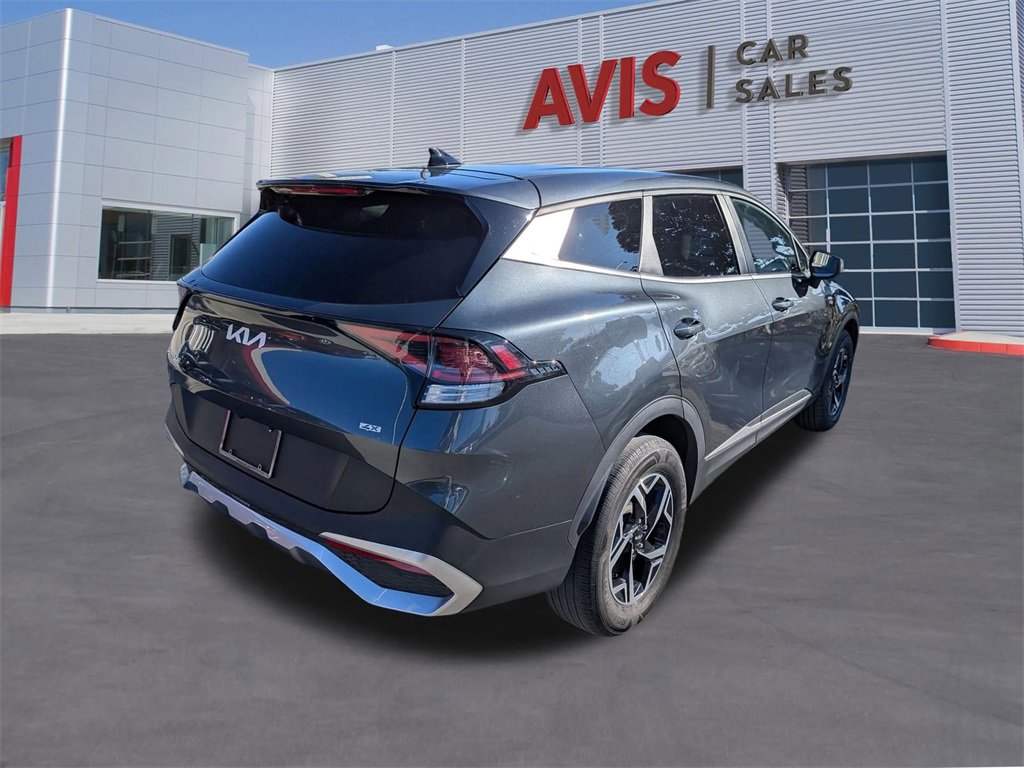Used 2024 Kia Sportage LX image 6