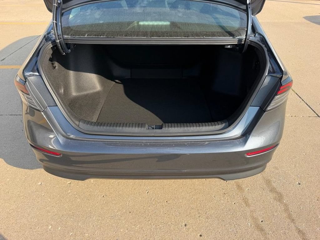 New 2026 Honda Accord LX image 4