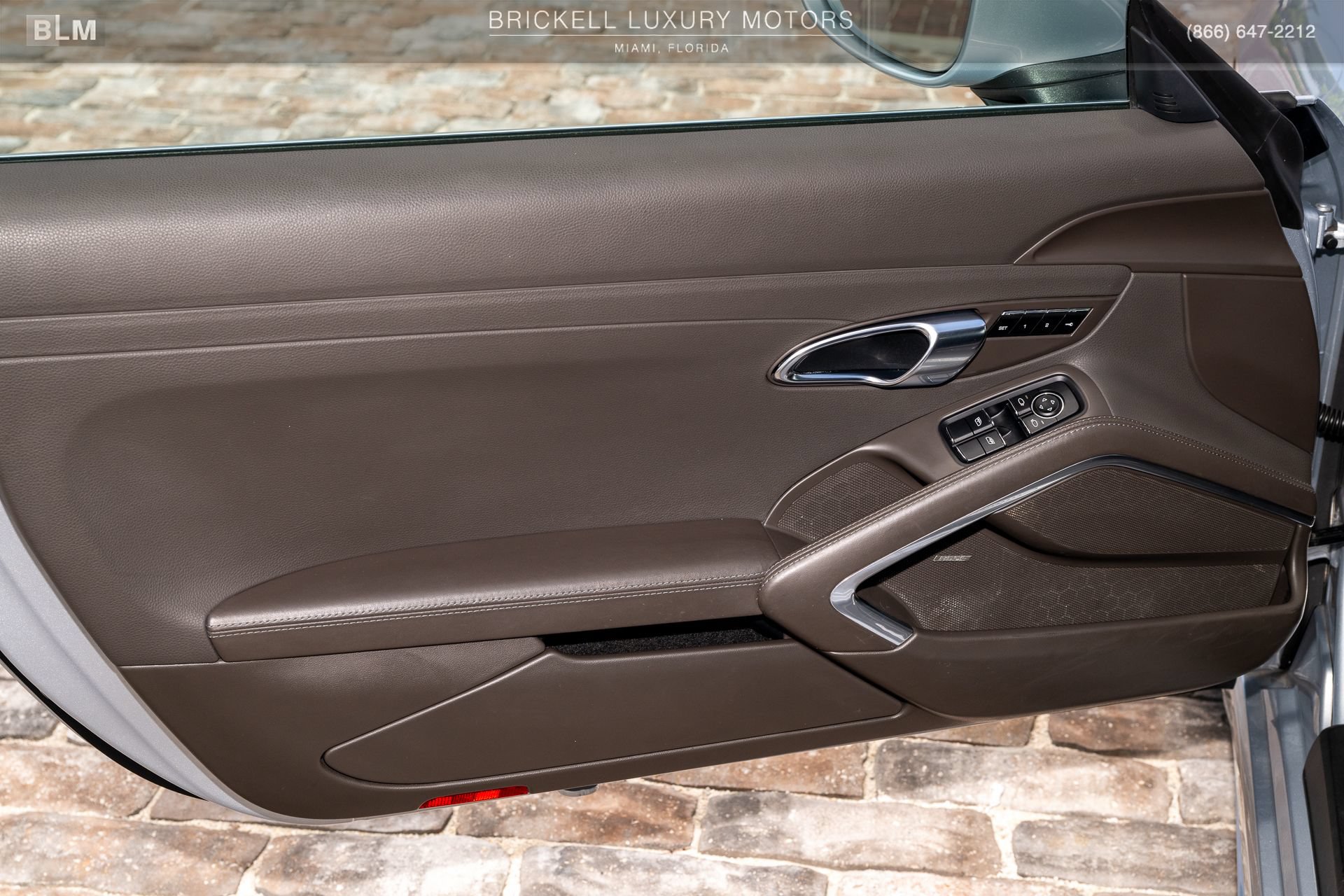 Used 2018 Porsche 718 Cayman RWD image 13